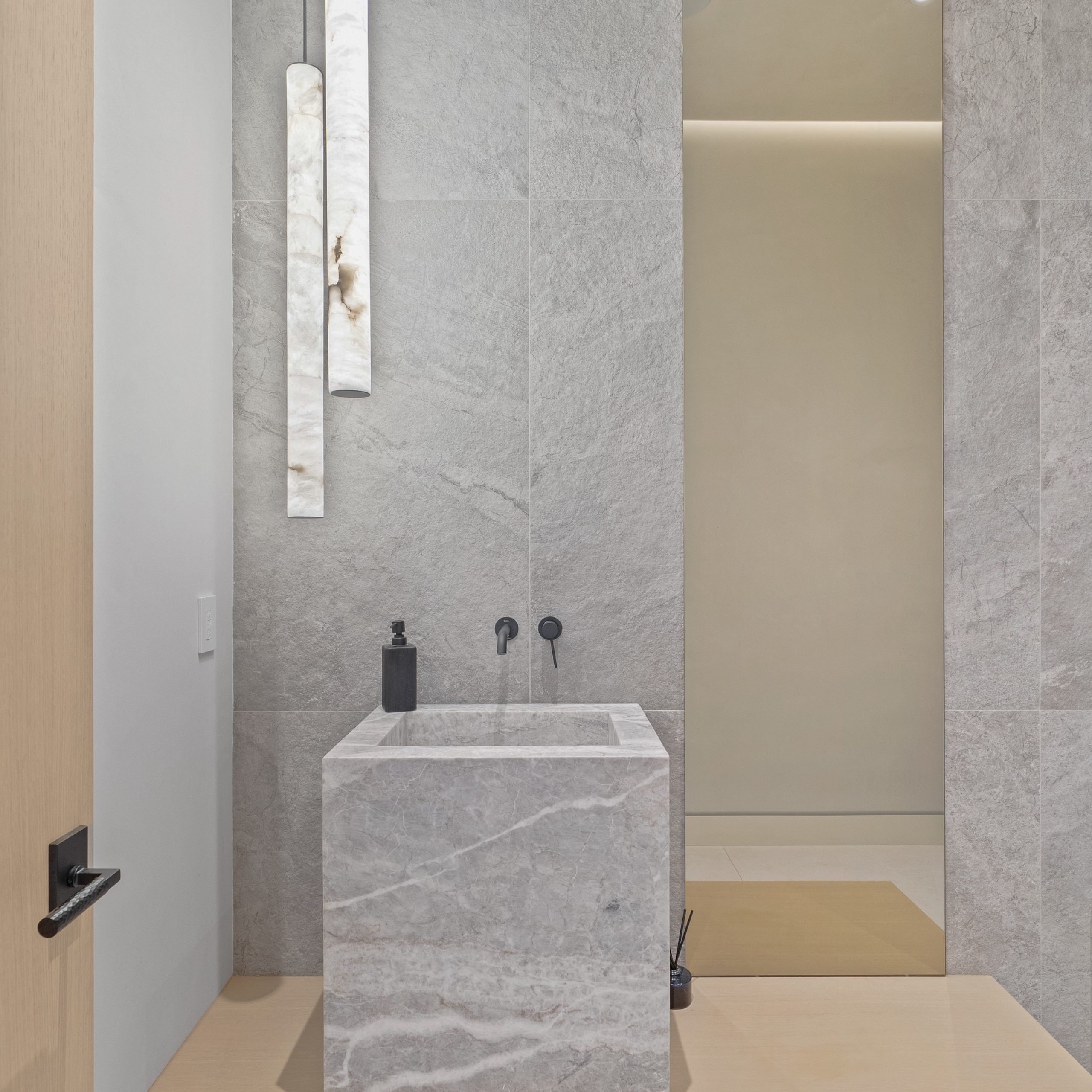 United Express Construction luxury residential project